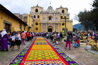 This is one of the famous
        alfombras.