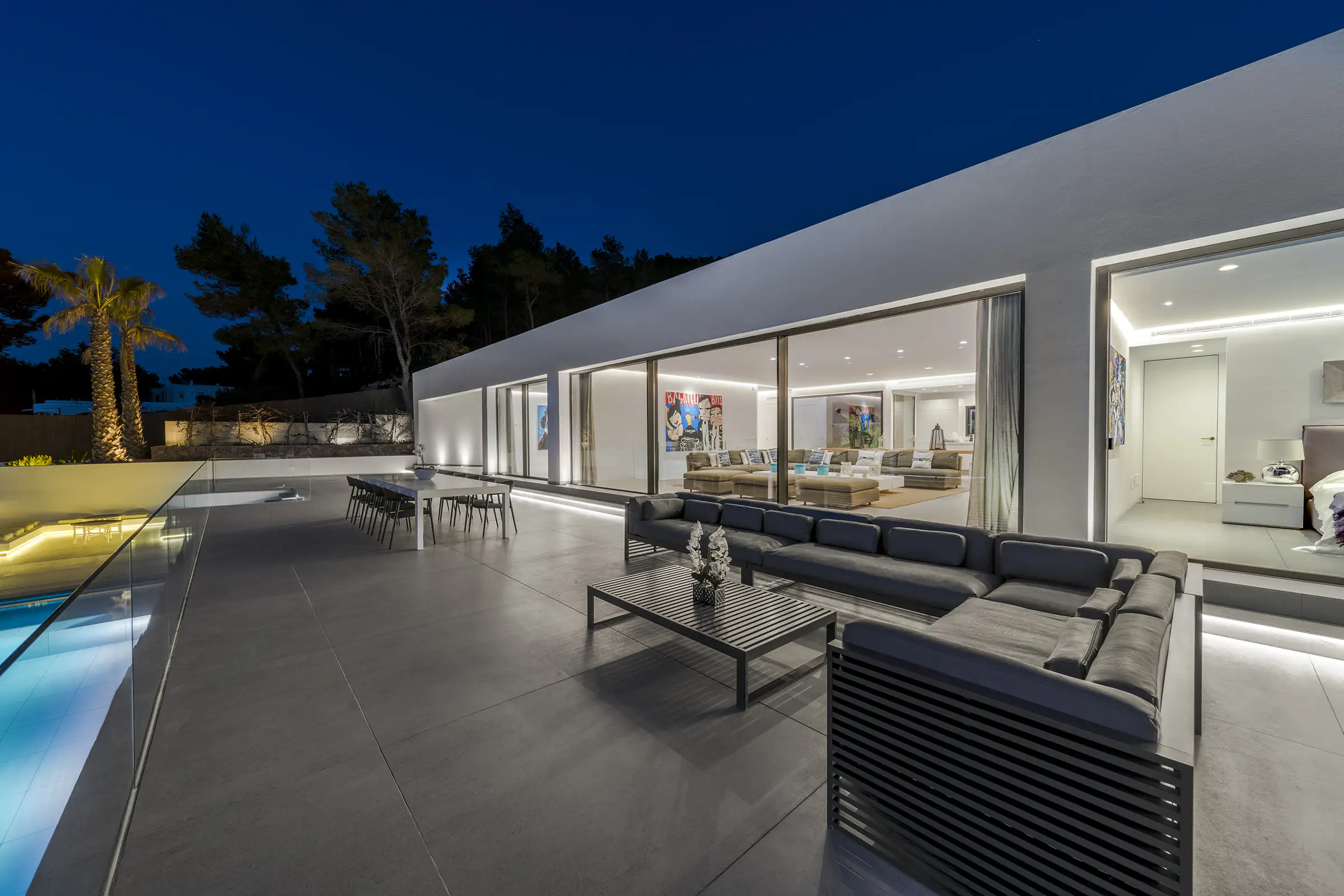 Mariana's third acqusition Third House