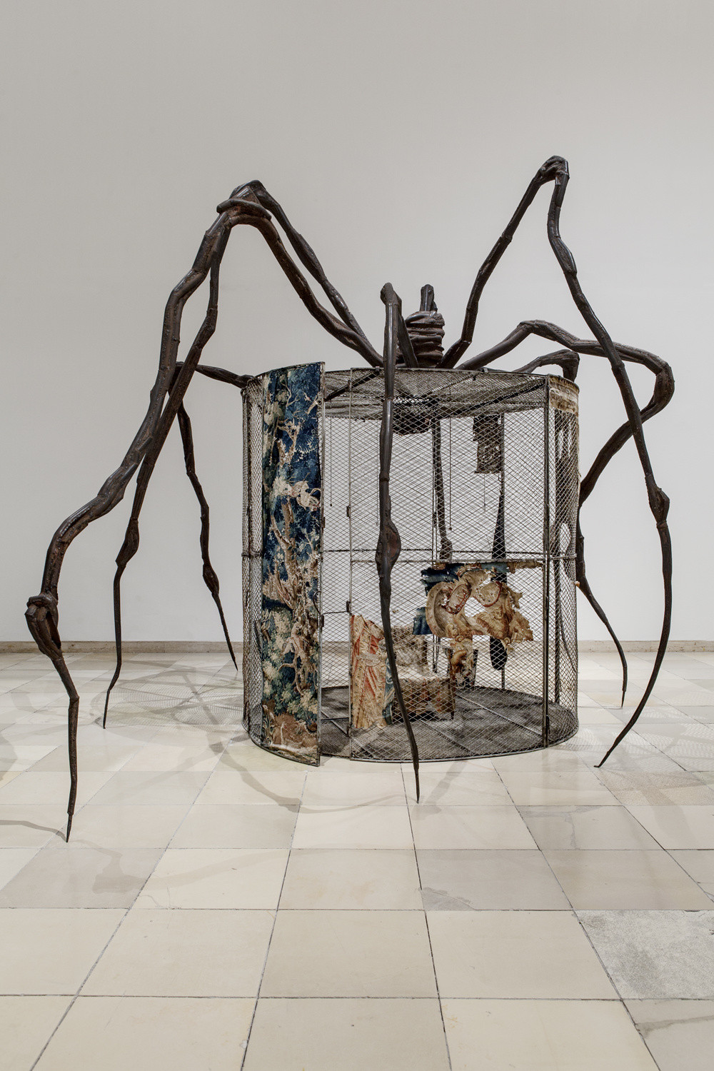 Spider (Cell), Louise Bourgeois -1997 