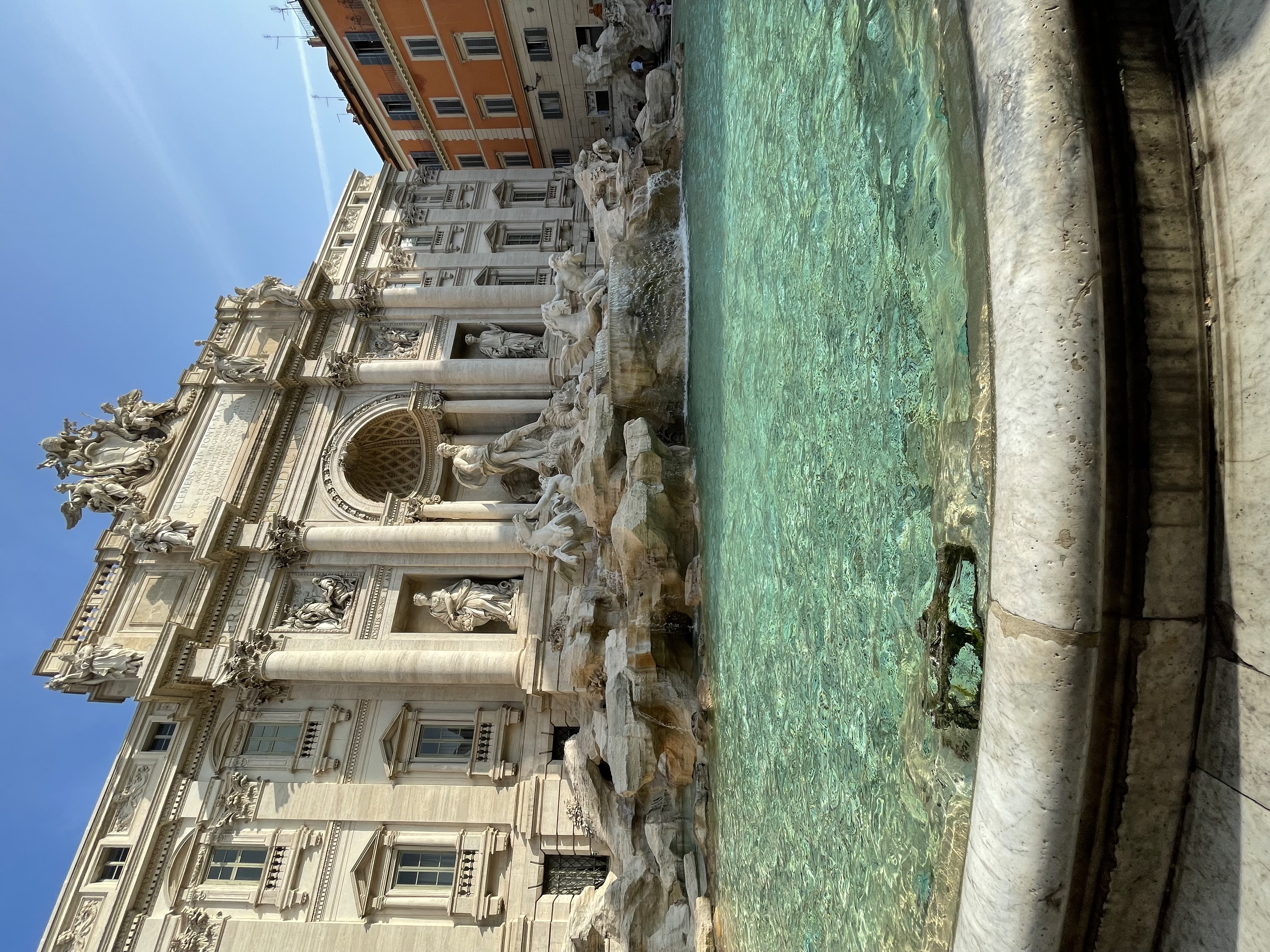Picture of the Trevi Fountain
