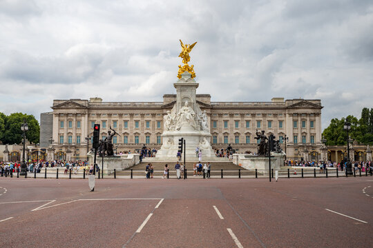 Buckingham Palace – London