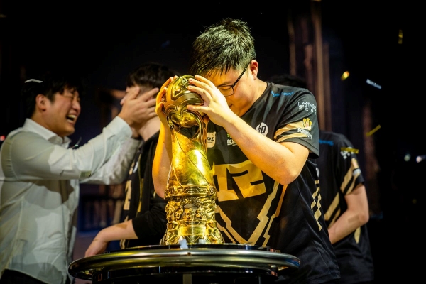 RNG wins MSI 2018