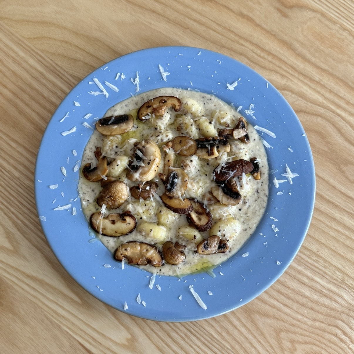 Truffle cream gnocchi